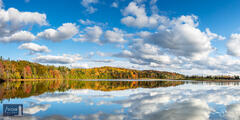 Autumn at Round Lake